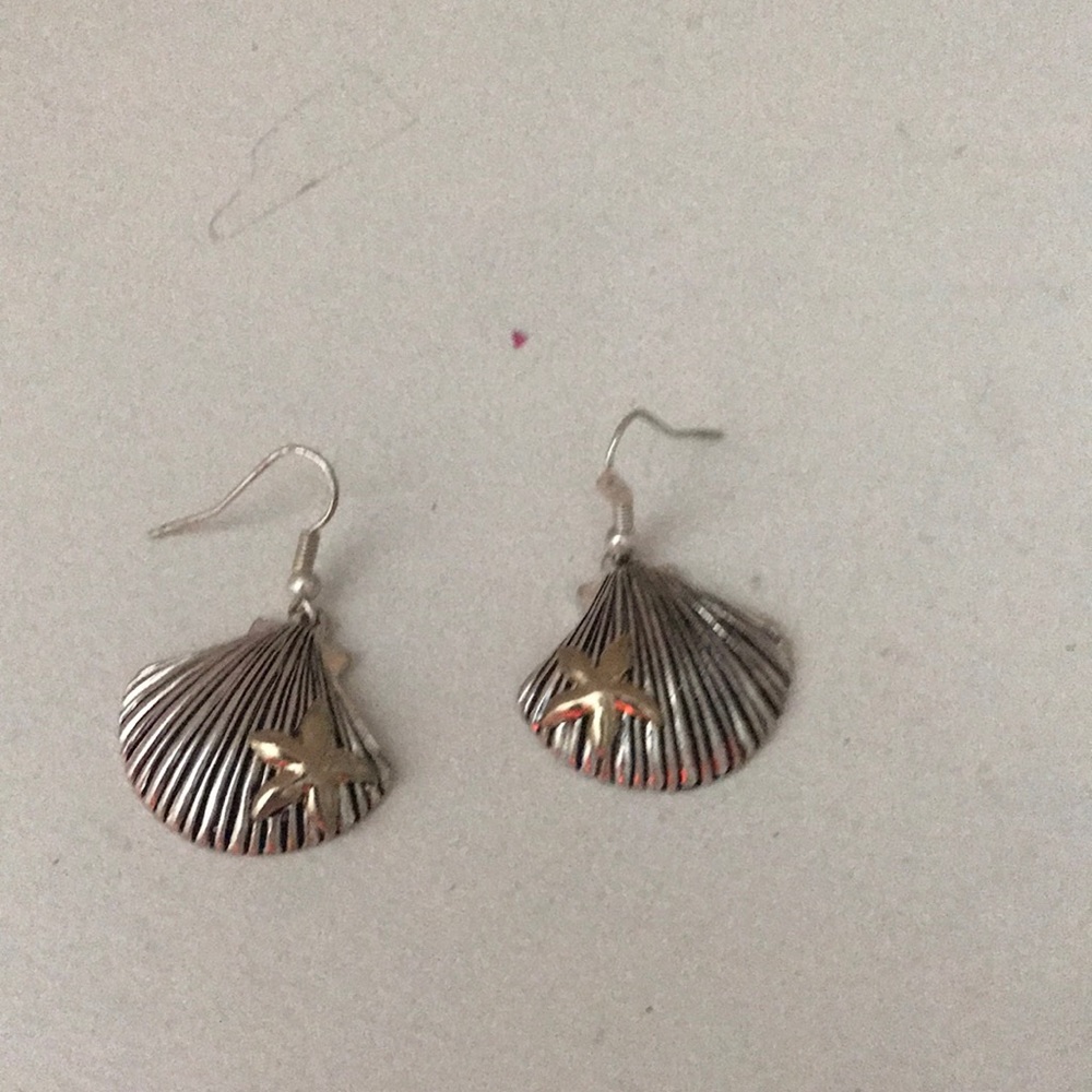 Silver starfish and seashell earrings